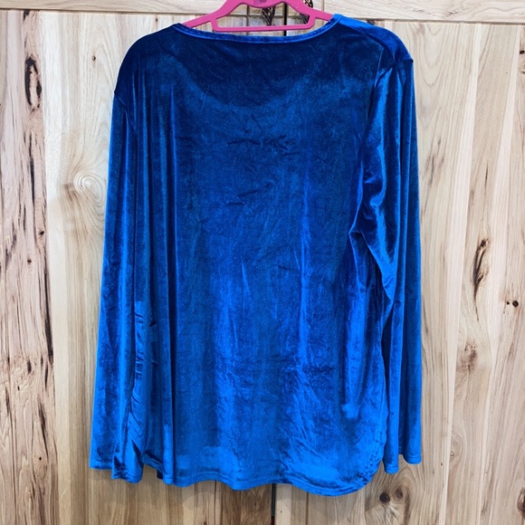 Velour stretchy blouse - Picture 2 of 6